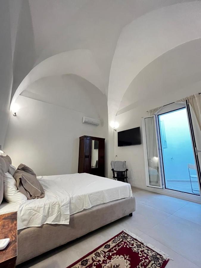 Hotel Anema E Core By Andrea De Carlo Leverano Esterno foto